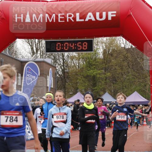 13.04.2025 - Hammer Lauf A. Gomolzig http://msf.ph/oto/7651217 13.04.2025 09:23:06 Ziel 613, 701, 755, 784, 910, 972, 978, 996, 1133, 1308, 1422, 1729 meine-sportfotos.de