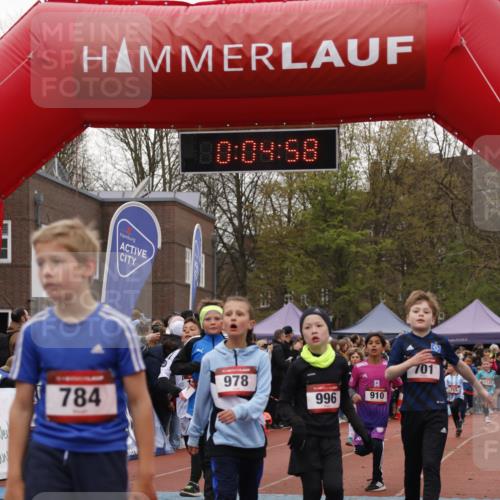 13.04.2025 - Hammer Lauf A. Gomolzig http://msf.ph/oto/7651221 13.04.2025 09:23:06 Ziel 613, 701, 755, 784, 910, 972, 978, 996, 1133, 1308, 1422, 1729 meine-sportfotos.de