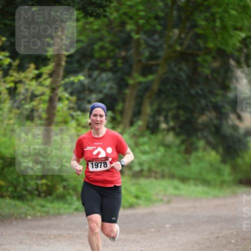 13.04.2025 - Hammer Lauf Dr. Thomas Lammeyer http://msf.ph/oto/7651230 13.04.2025 10:27:48 Laufen 1978 meine-sportfotos.de
