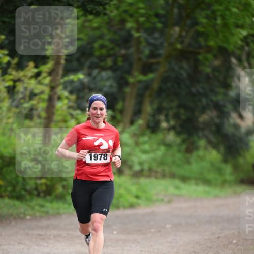 13.04.2025 - Hammer Lauf Dr. Thomas Lammeyer http://msf.ph/oto/7651238 13.04.2025 10:27:48 Laufen 15, 1978 meine-sportfotos.de