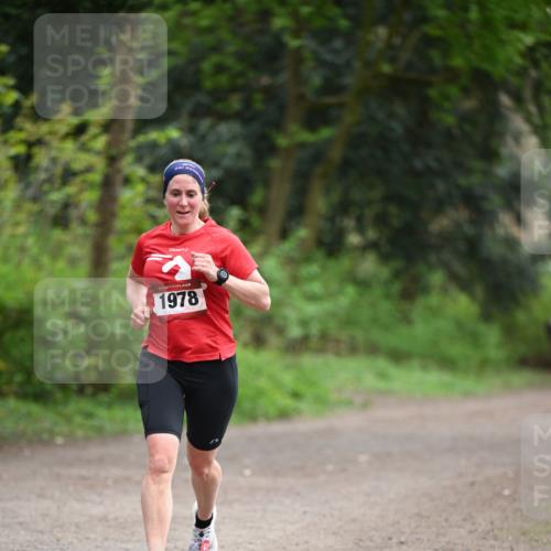 13.04.2025 - Hammer Lauf Dr. Thomas Lammeyer http://msf.ph/oto/7651244 13.04.2025 10:27:48 Laufen 15, 1978 meine-sportfotos.de