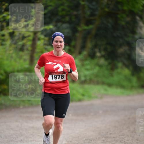 13.04.2025 - Hammer Lauf Dr. Thomas Lammeyer http://msf.ph/oto/7651257 13.04.2025 10:27:49 Laufen 15, 1978 meine-sportfotos.de