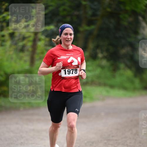 13.04.2025 - Hammer Lauf Dr. Thomas Lammeyer http://msf.ph/oto/7651267 13.04.2025 10:27:49 Laufen 15, 1978 meine-sportfotos.de