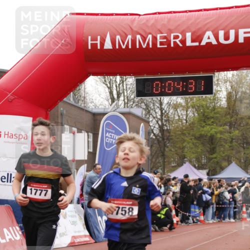 13.04.2025 - Hammer Lauf A. Gomolzig http://msf.ph/oto/7651285 13.04.2025 09:22:39 Ziel 687, 1012, 1402, 1758, 1777 meine-sportfotos.de
