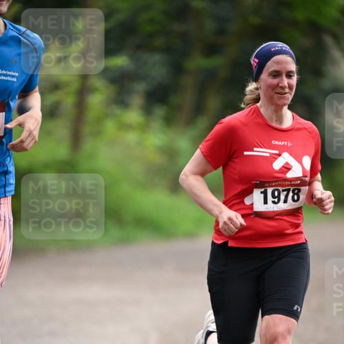 13.04.2025 - Hammer Lauf Dr. Thomas Lammeyer http://msf.ph/oto/7651286 13.04.2025 10:27:50 Laufen 15, 1978 meine-sportfotos.de