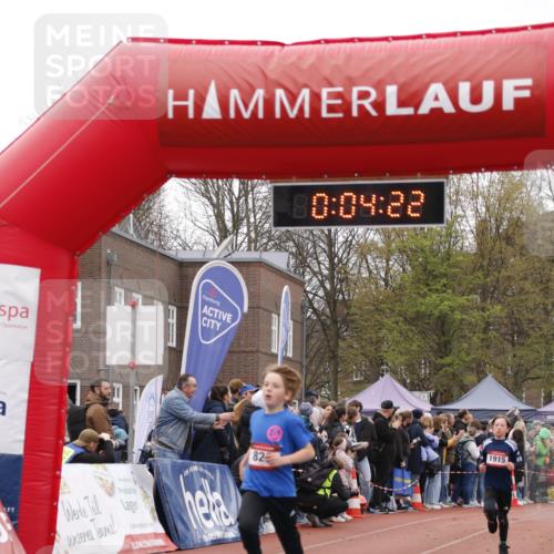 13.04.2025 - Hammer Lauf A. Gomolzig http://msf.ph/oto/7651324 13.04.2025 09:22:30 Ziel 782, 822, 1915 meine-sportfotos.de