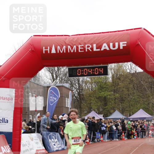 13.04.2025 - Hammer Lauf A. Gomolzig http://msf.ph/oto/7651376 13.04.2025 09:22:12 Ziel 457, 1806 meine-sportfotos.de