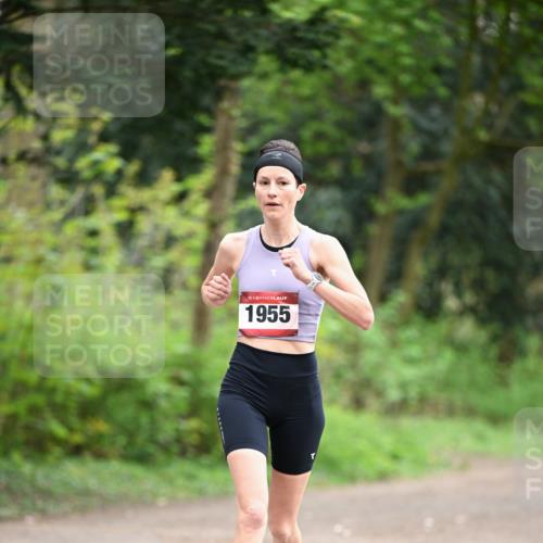 13.04.2025 - Hammer Lauf Dr. Thomas Lammeyer http://msf.ph/oto/7651399 13.04.2025 10:28:28 Laufen 15, 1955 meine-sportfotos.de