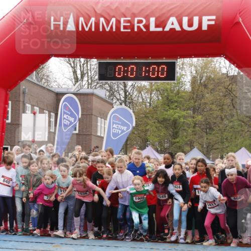 13.04.2025 - Hammer Lauf A. Gomolzig http://msf.ph/oto/7651449 13.04.2025 09:19:08 Ziel 358, 359, 362, 363, 370, 584, 595, 612, 636, 682, 691, 696, 716, 727, 734, 775, 788, 797, 798, 805, 808, 816, 827, 835, 836, 840, 842, 857, 864, 869, 881, 886, 888, 890, 913, 919, 921, 934, 939, 940, 942, 949, 954, 989, 991, 992, 1036, 1085, 1128, 1129, 1130, 1170, 1171, 1210, 1211, 1230, 1240, 1241, 1250 meine-sportfotos.de