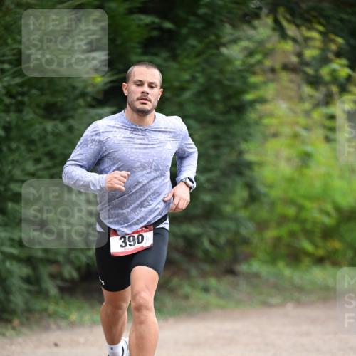 13.04.2025 - Hammer Lauf Dr. Thomas Lammeyer http://msf.ph/oto/7651639 13.04.2025 10:28:46 Laufen 390, 7 meine-sportfotos.de