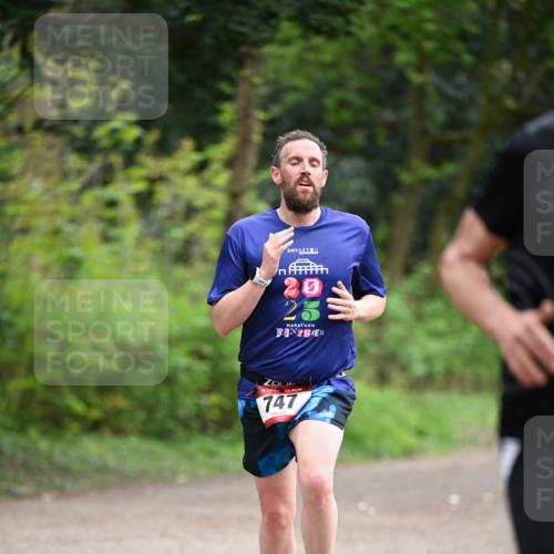 13.04.2025 - Hammer Lauf Dr. Thomas Lammeyer http://msf.ph/oto/7651731 13.04.2025 10:28:55 Laufen 20, 25, 15, 747 meine-sportfotos.de