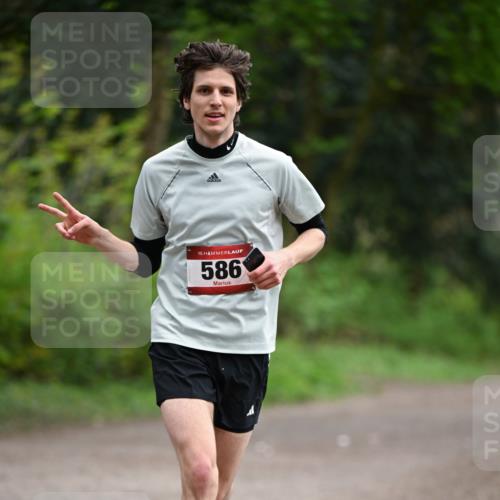 13.04.2025 - Hammer Lauf Dr. Thomas Lammeyer http://msf.ph/oto/7651884 13.04.2025 10:29:09 Laufen 15, 586 meine-sportfotos.de