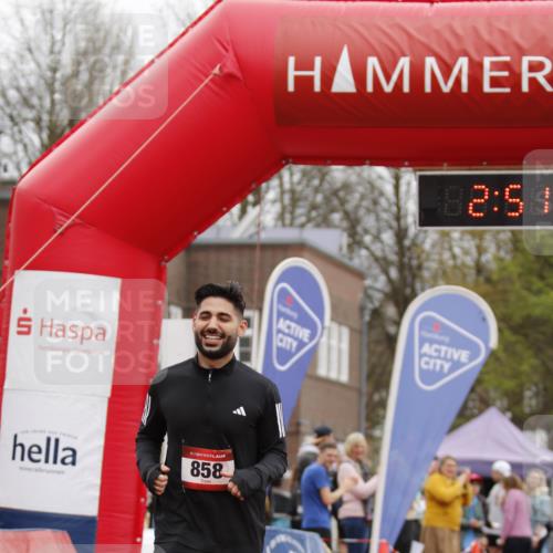 13.04.2025 - Hammer Lauf A. Gomolzig http://msf.ph/oto/7651922 13.04.2025 13:51:55 Ziel 858 meine-sportfotos.de