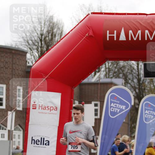 13.04.2025 - Hammer Lauf A. Gomolzig http://msf.ph/oto/7652001 13.04.2025 13:44:29 Ziel 705 meine-sportfotos.de