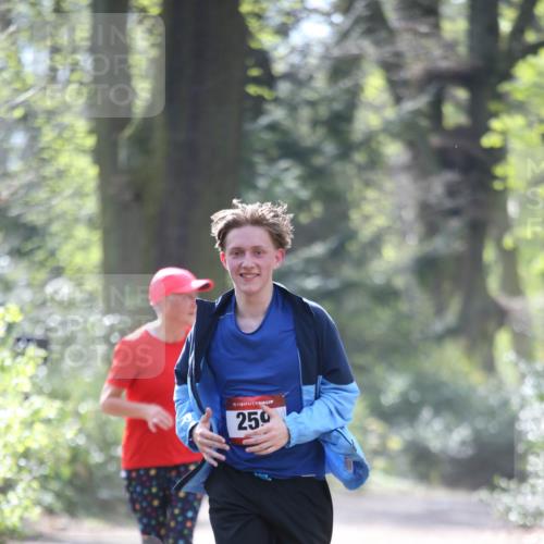 13.04.2025 - Hammer Lauf Jannik Wohlers http://msf.ph/oto/7652014 13.04.2025 10:46:06 Laufen 15, 259 meine-sportfotos.de