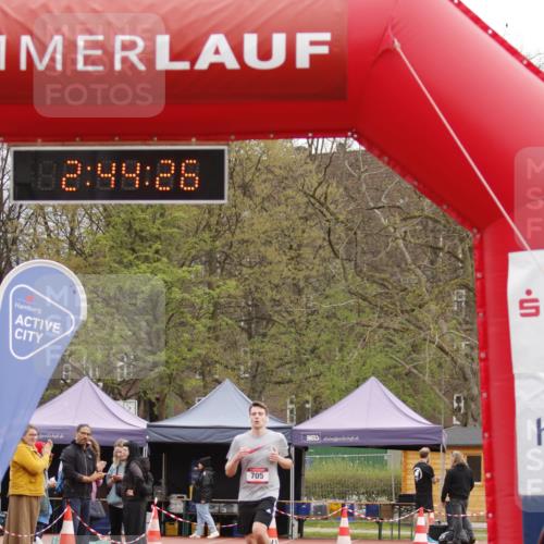 13.04.2025 - Hammer Lauf A. Gomolzig http://msf.ph/oto/7652016 13.04.2025 13:44:25 Ziel 705 meine-sportfotos.de