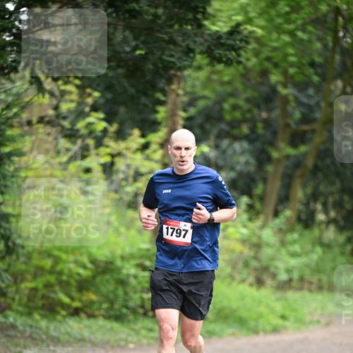 13.04.2025 - Hammer Lauf Dr. Thomas Lammeyer http://msf.ph/oto/7652029 13.04.2025 10:29:31 Laufen 1797 meine-sportfotos.de