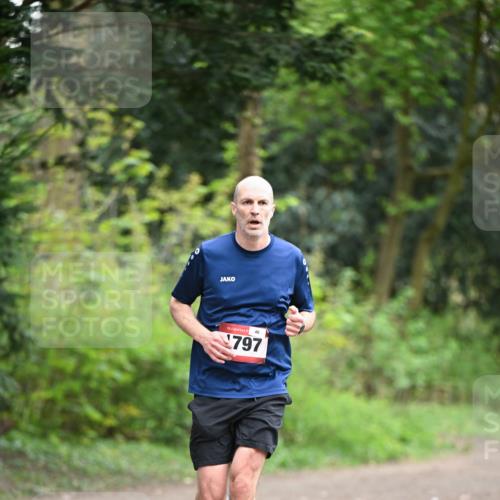 13.04.2025 - Hammer Lauf Dr. Thomas Lammeyer http://msf.ph/oto/7652041 13.04.2025 10:29:31 Laufen 15, 40, 797 meine-sportfotos.de
