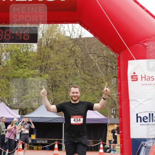13.04.2025 - Hammer Lauf A. Gomolzig http://msf.ph/oto/7652049 13.04.2025 13:38:44 Ziel 434 meine-sportfotos.de