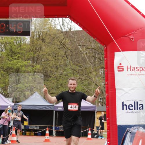 13.04.2025 - Hammer Lauf A. Gomolzig http://msf.ph/oto/7652051 13.04.2025 13:38:43 Ziel 434 meine-sportfotos.de