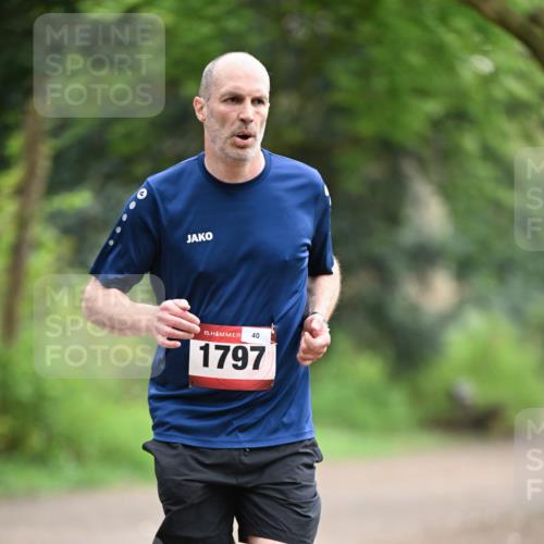 13.04.2025 - Hammer Lauf Dr. Thomas Lammeyer http://msf.ph/oto/7652087 13.04.2025 10:29:33 Laufen 15, 40, 1797 meine-sportfotos.de