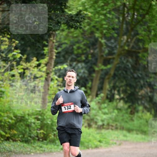 13.04.2025 - Hammer Lauf Dr. Thomas Lammeyer http://msf.ph/oto/7652111 13.04.2025 10:29:46 Laufen 132 meine-sportfotos.de