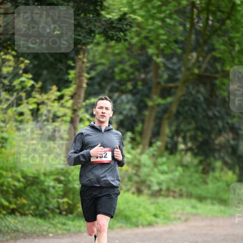 13.04.2025 - Hammer Lauf Dr. Thomas Lammeyer http://msf.ph/oto/7652120 13.04.2025 10:29:46 Laufen 32 meine-sportfotos.de