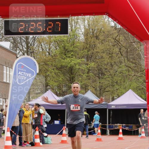 13.04.2025 - Hammer Lauf A. Gomolzig http://msf.ph/oto/7652268 13.04.2025 13:25:26 Ziel 234 meine-sportfotos.de