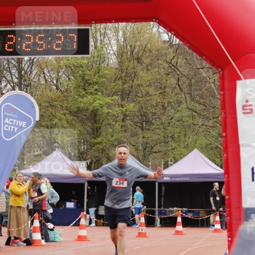13.04.2025 - Hammer Lauf A. Gomolzig http://msf.ph/oto/7652271 13.04.2025 13:25:25 Ziel 234 meine-sportfotos.de