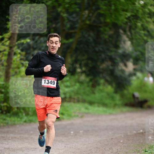 13.04.2025 - Hammer Lauf Dr. Thomas Lammeyer http://msf.ph/oto/7652405 13.04.2025 10:30:27 Laufen 15, 1349 meine-sportfotos.de