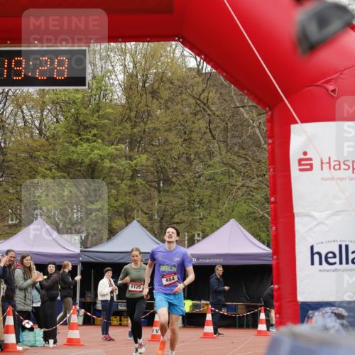 13.04.2025 - Hammer Lauf A. Gomolzig http://msf.ph/oto/7652424 13.04.2025 13:19:27 Ziel 484 meine-sportfotos.de