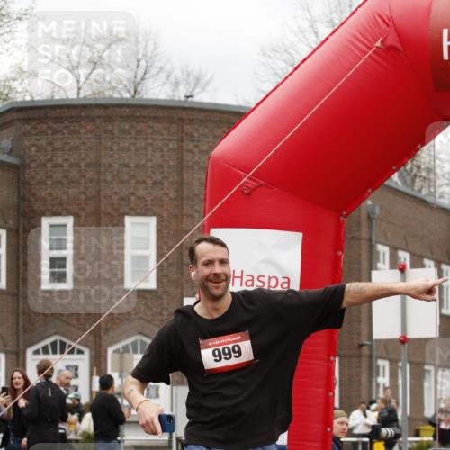 13.04.2025 - Hammer Lauf A. Gomolzig http://msf.ph/oto/7652428 13.04.2025 13:18:58 Ziel  meine-sportfotos.de