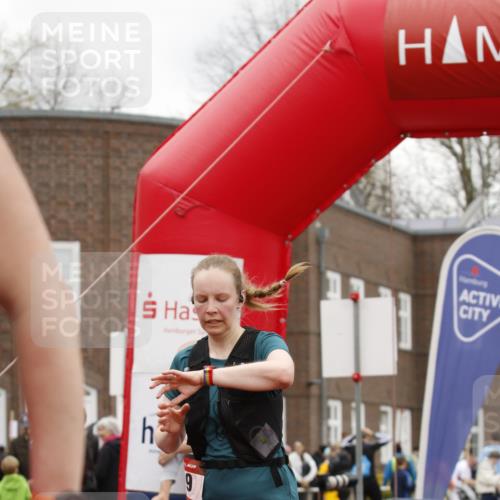 13.04.2025 - Hammer Lauf A. Gomolzig http://msf.ph/oto/7652451 13.04.2025 13:18:30 Ziel 7, 319, 433 meine-sportfotos.de