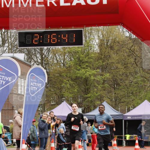 13.04.2025 - Hammer Lauf A. Gomolzig http://msf.ph/oto/7652531 13.04.2025 13:16:39 Ziel 173, 654, 1939 meine-sportfotos.de