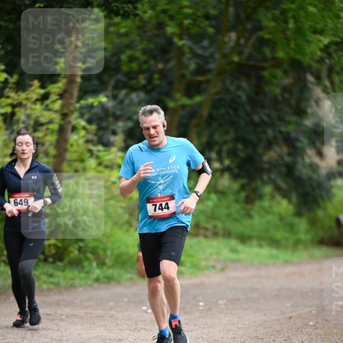 13.04.2025 - Hammer Lauf Dr. Thomas Lammeyer http://msf.ph/oto/7652711 13.04.2025 10:30:59 Laufen 649, 744 meine-sportfotos.de