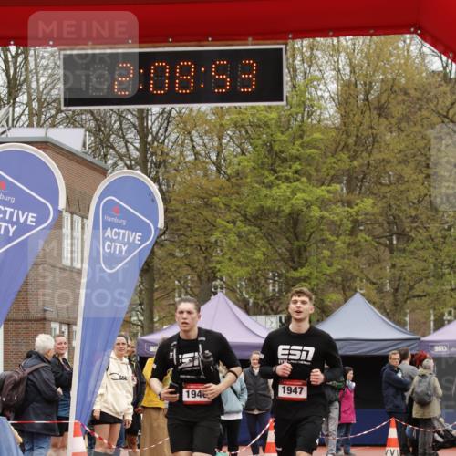 13.04.2025 - Hammer Lauf A. Gomolzig http://msf.ph/oto/7652802 13.04.2025 13:08:51 Ziel 1946, 1947 meine-sportfotos.de