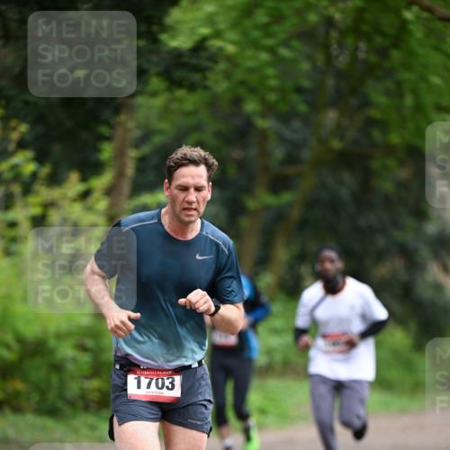 13.04.2025 - Hammer Lauf Dr. Thomas Lammeyer http://msf.ph/oto/7652855 13.04.2025 10:31:17 Laufen 15, 1703 meine-sportfotos.de