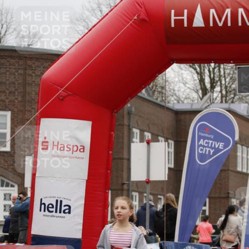 13.04.2025 - Hammer Lauf A. Gomolzig http://msf.ph/oto/7652995 13.04.2025 13:03:51 Ziel 167, 174, 977, 1945 meine-sportfotos.de