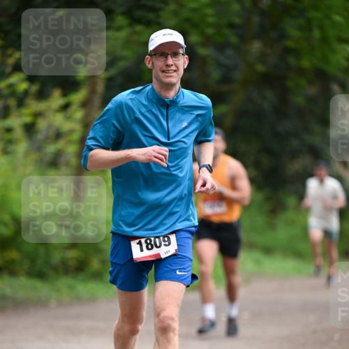 13.04.2025 - Hammer Lauf Dr. Thomas Lammeyer http://msf.ph/oto/7652996 13.04.2025 10:31:27 Laufen 1809, 151, 6 meine-sportfotos.de