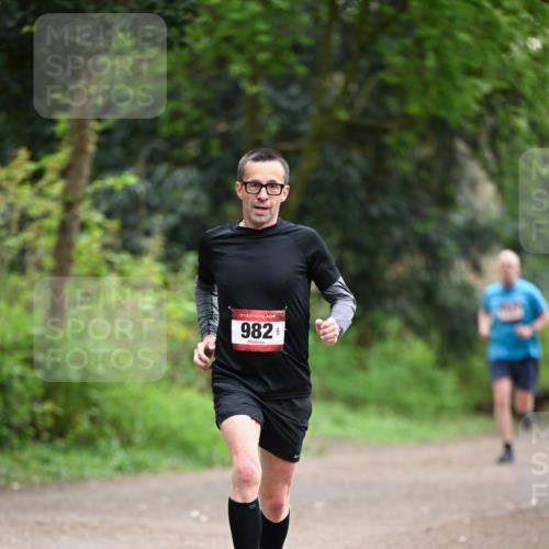 13.04.2025 - Hammer Lauf Dr. Thomas Lammeyer http://msf.ph/oto/7653110 13.04.2025 10:31:42 Laufen 15, 982 meine-sportfotos.de