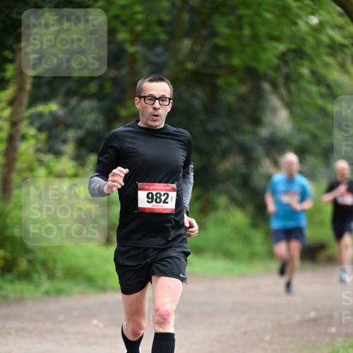 13.04.2025 - Hammer Lauf Dr. Thomas Lammeyer http://msf.ph/oto/7653120 13.04.2025 10:31:42 Laufen 15, 982 meine-sportfotos.de