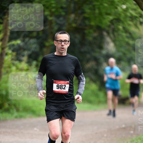13.04.2025 - Hammer Lauf Dr. Thomas Lammeyer http://msf.ph/oto/7653124 13.04.2025 10:31:42 Laufen 15, 982 meine-sportfotos.de