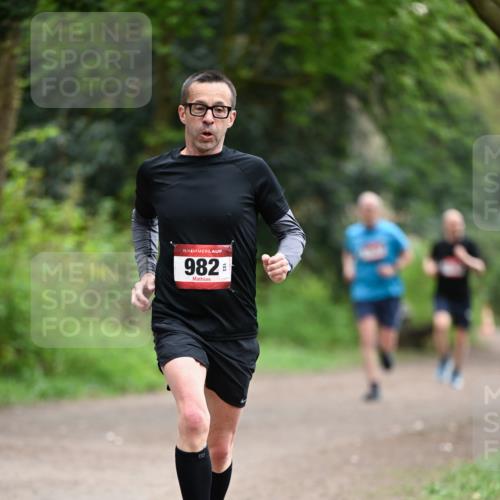 13.04.2025 - Hammer Lauf Dr. Thomas Lammeyer http://msf.ph/oto/7653128 13.04.2025 10:31:43 Laufen 15, 982 meine-sportfotos.de