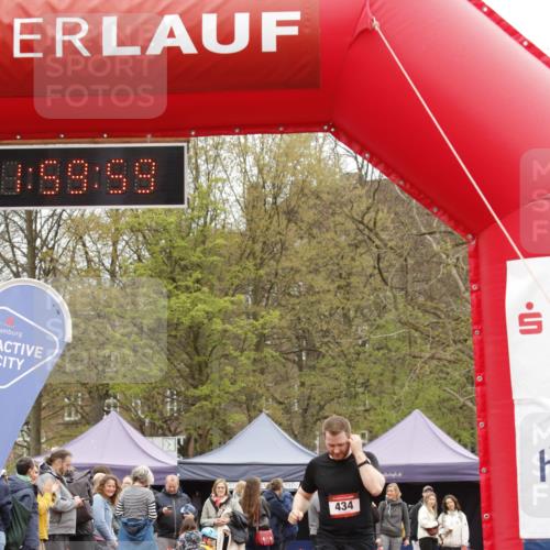 13.04.2025 - Hammer Lauf A. Gomolzig http://msf.ph/oto/7653222 13.04.2025 12:59:58 Ziel 15, 434 meine-sportfotos.de