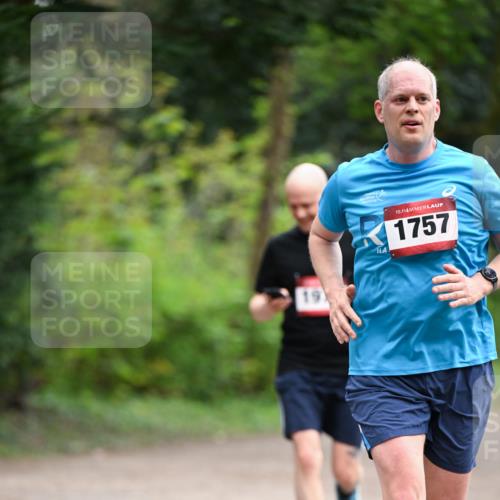 13.04.2025 - Hammer Lauf Dr. Thomas Lammeyer http://msf.ph/oto/7653237 13.04.2025 10:31:49 Laufen 19, 15, 1757 meine-sportfotos.de