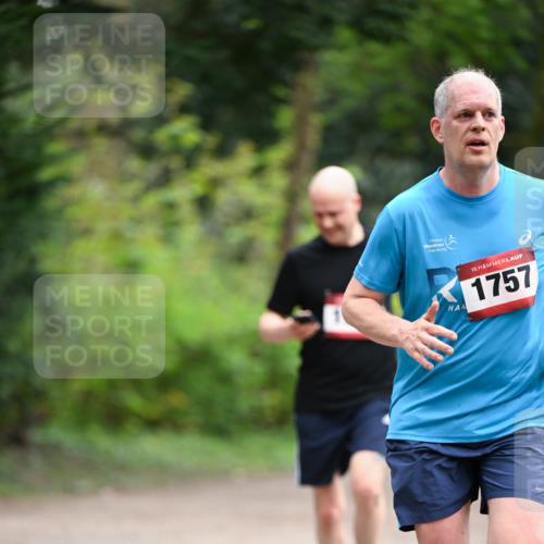 13.04.2025 - Hammer Lauf Dr. Thomas Lammeyer http://msf.ph/oto/7653240 13.04.2025 10:31:50 Laufen 15, 1757 meine-sportfotos.de