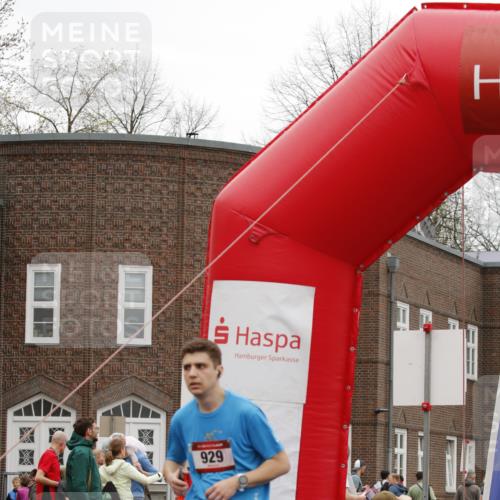 13.04.2025 - Hammer Lauf A. Gomolzig http://msf.ph/oto/7653323 13.04.2025 12:58:26 Ziel 929, 1296 meine-sportfotos.de