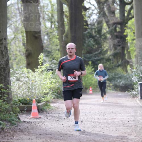 13.04.2025 - Hammer Lauf Jannik Wohlers http://msf.ph/oto/7653325 13.04.2025 10:40:35 Laufen 725 meine-sportfotos.de