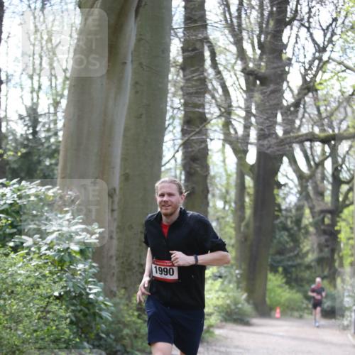 13.04.2025 - Hammer Lauf Jannik Wohlers http://msf.ph/oto/7653335 13.04.2025 10:40:27 Laufen 1990 meine-sportfotos.de