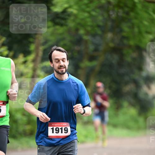 13.04.2025 - Hammer Lauf Dr. Thomas Lammeyer http://msf.ph/oto/7653359 13.04.2025 10:32:02 Laufen 15, 1919 meine-sportfotos.de